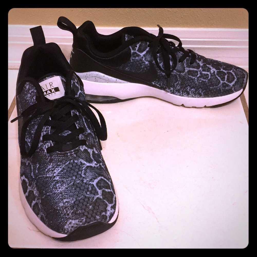 Nike Air Max Siren, size 8